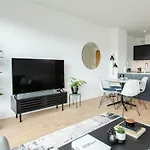 By At Apartman Dublin